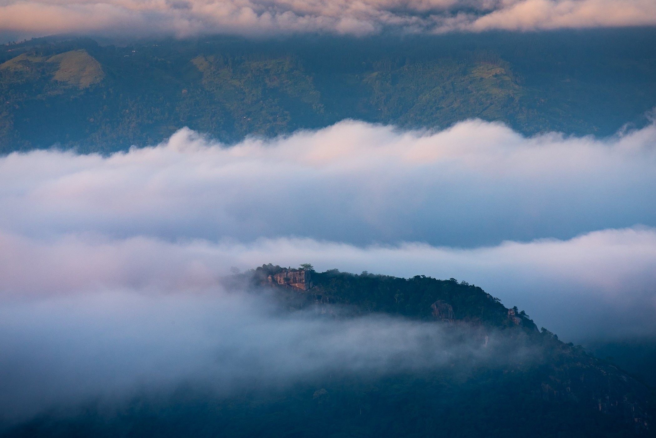 Boven de wolken, Sri Lanka