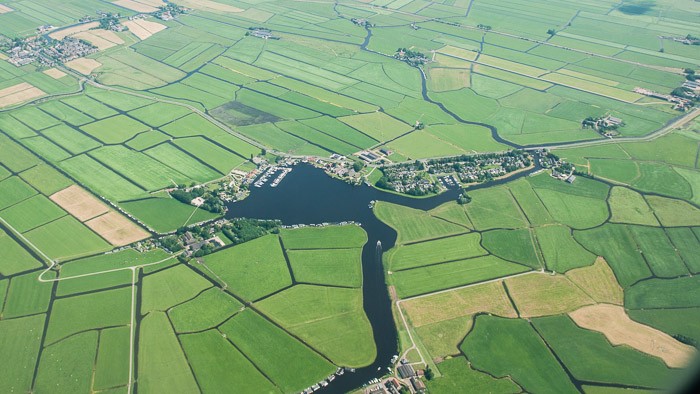 Nederlandse velden vanuit de lucht gefotografeerd