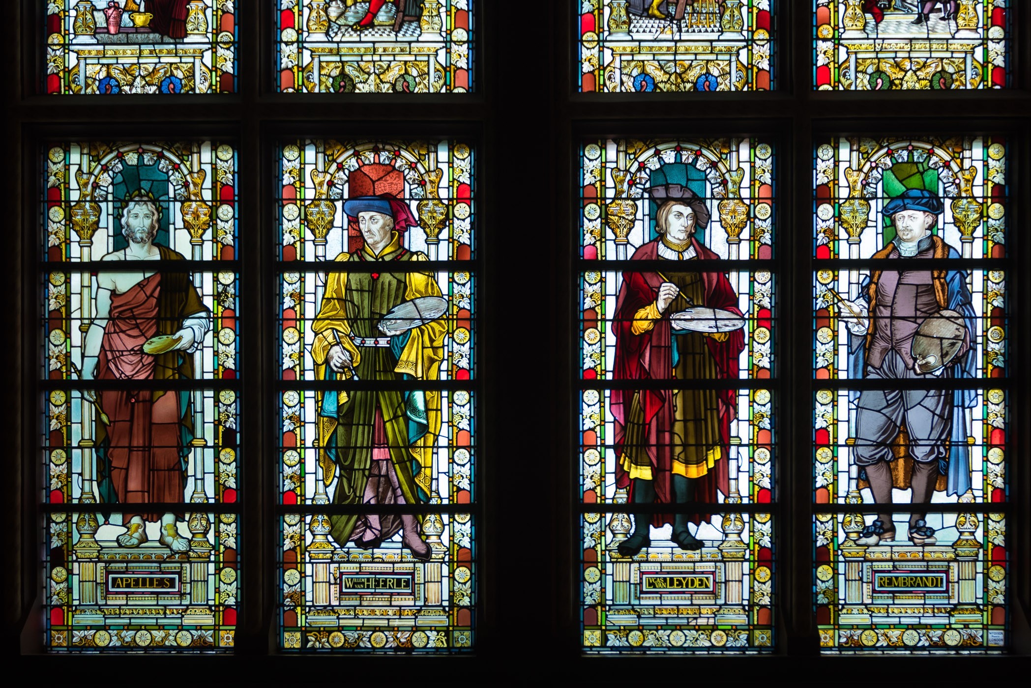 Glas in lood bij het Rijksmuseum in Amsterdam