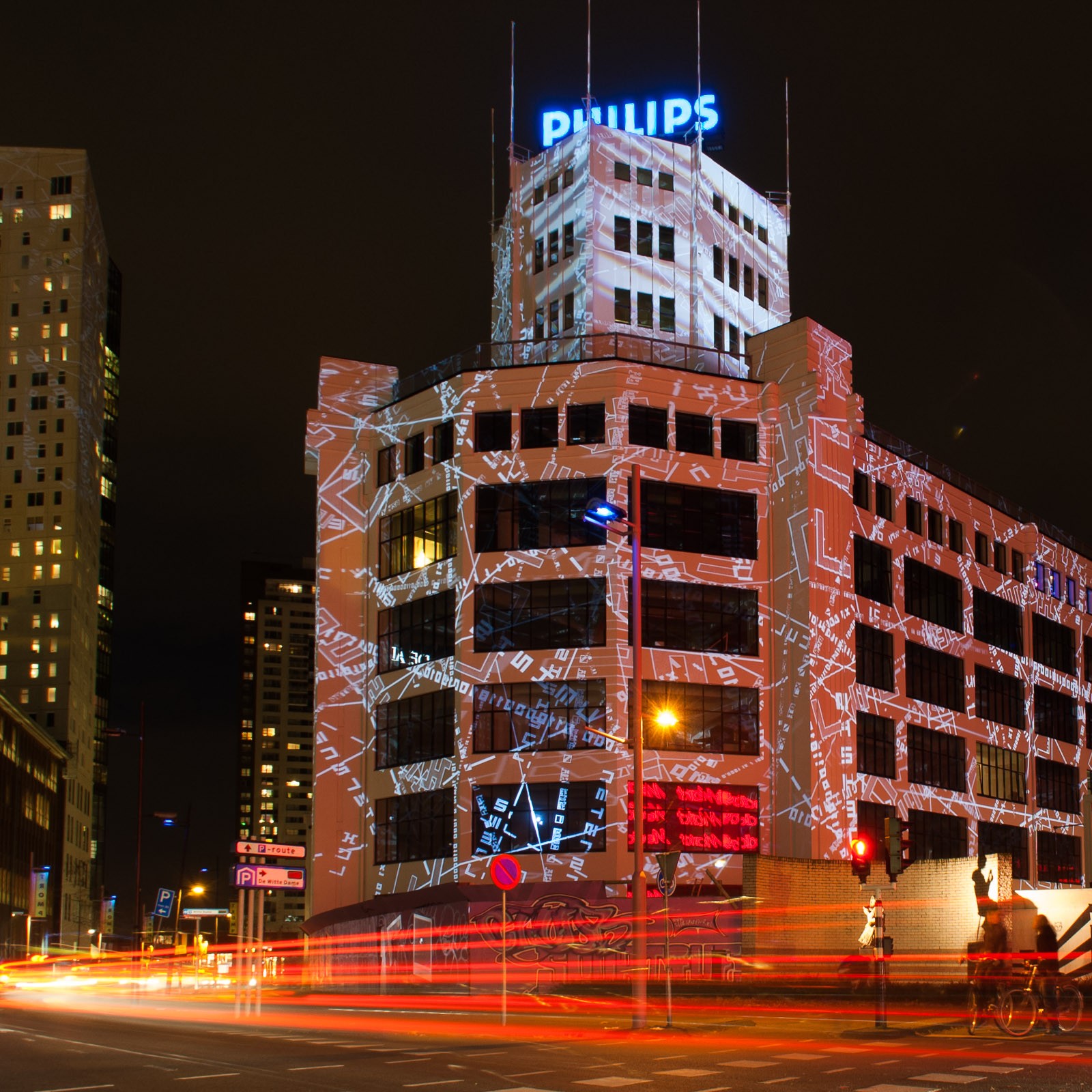 Projectie op de lichttoren in Eindhoven tijdens GLOW