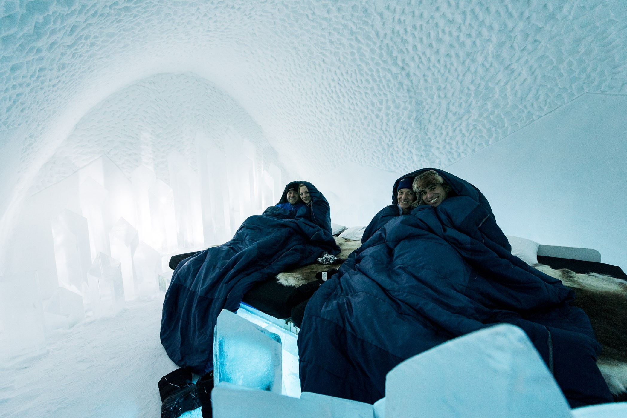 In onze (duo)slaapzakken op de ijskamer!