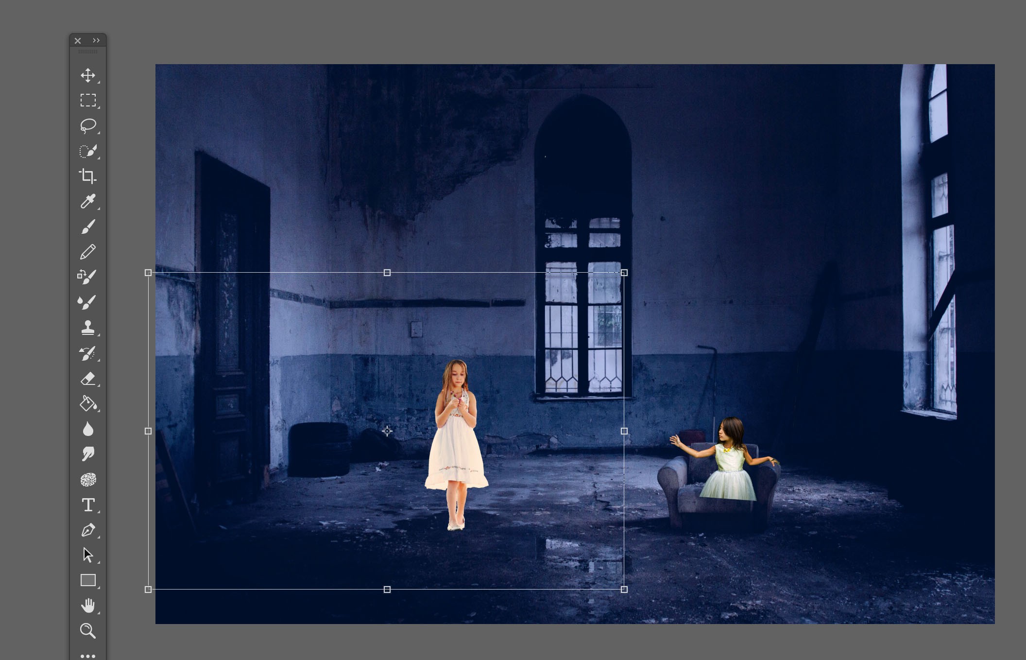 Gebruik de sneltoets CMD + T of CNTRL + T om de gekopieerde lagen te verkleinen.