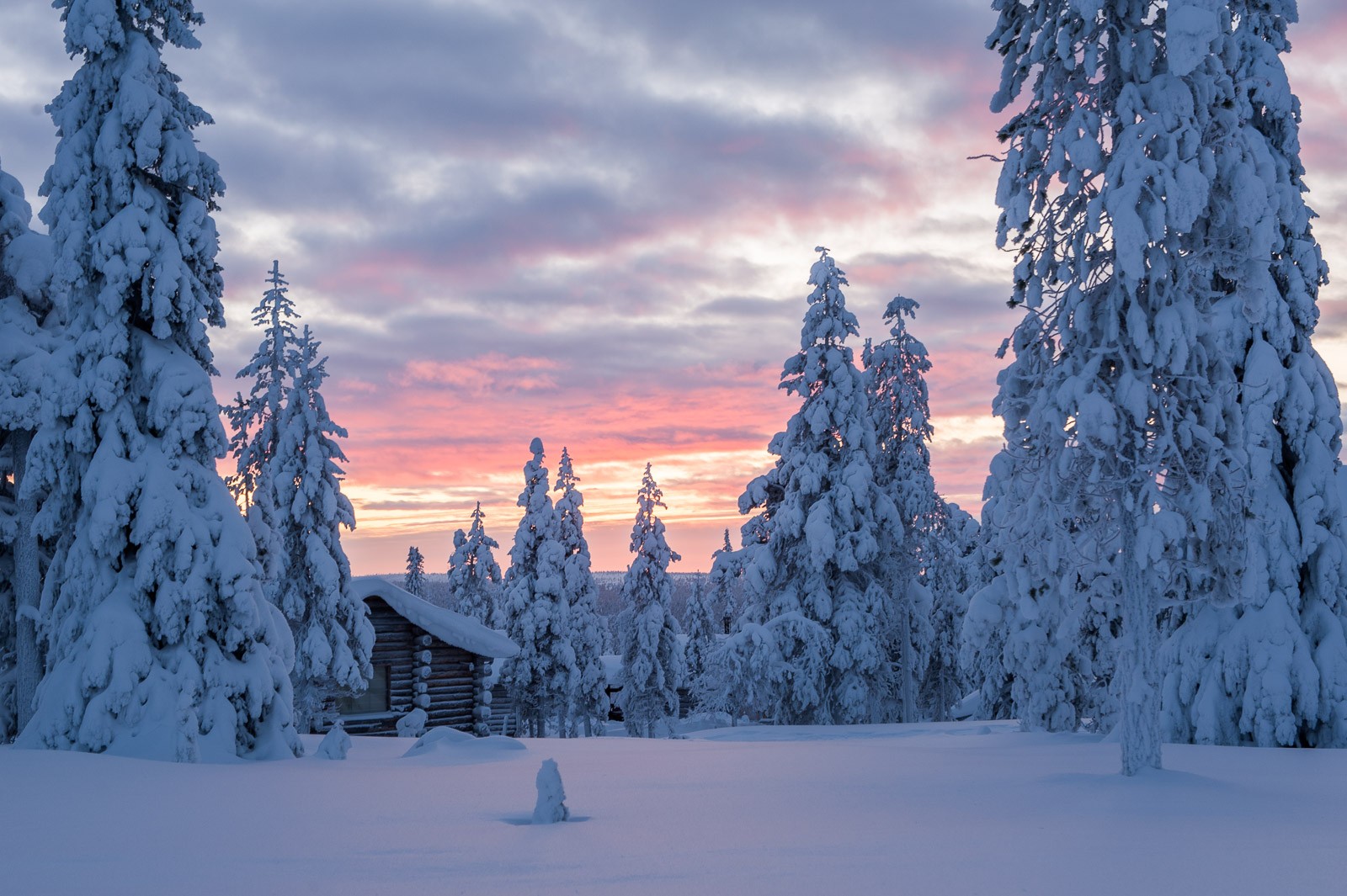 Om iets voor half 1 fotografeer ik alweer de kleuren van de zonsondergangen. Bizar he!?