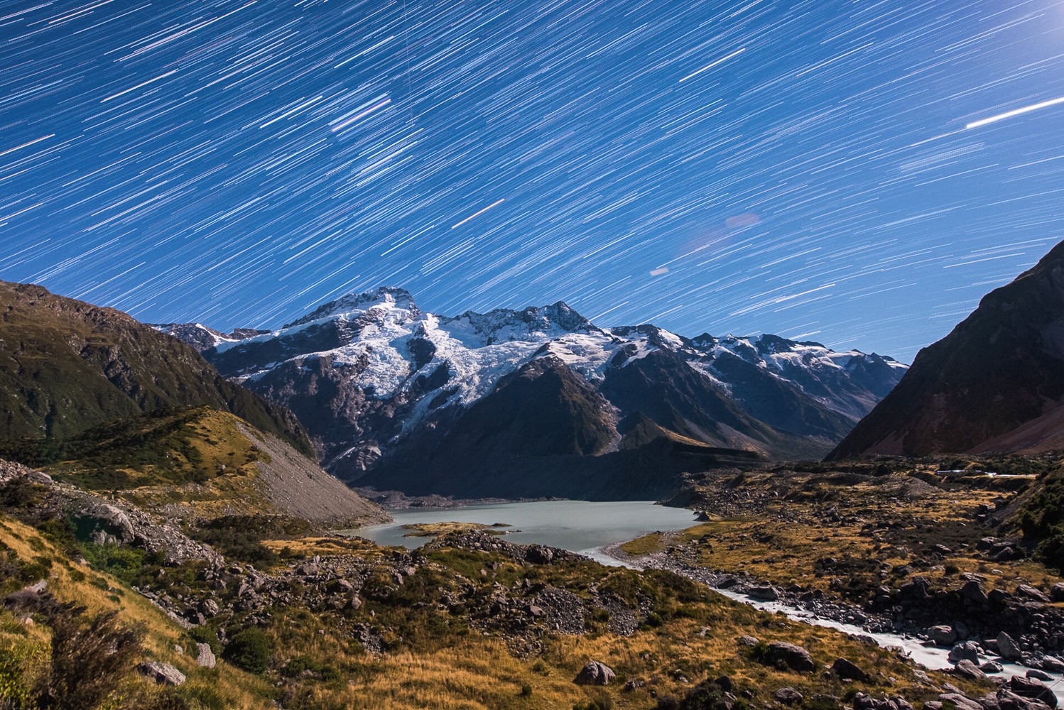 Beweging fotograferen door foto's te combineren: Startrail Nieuw-Zeeland