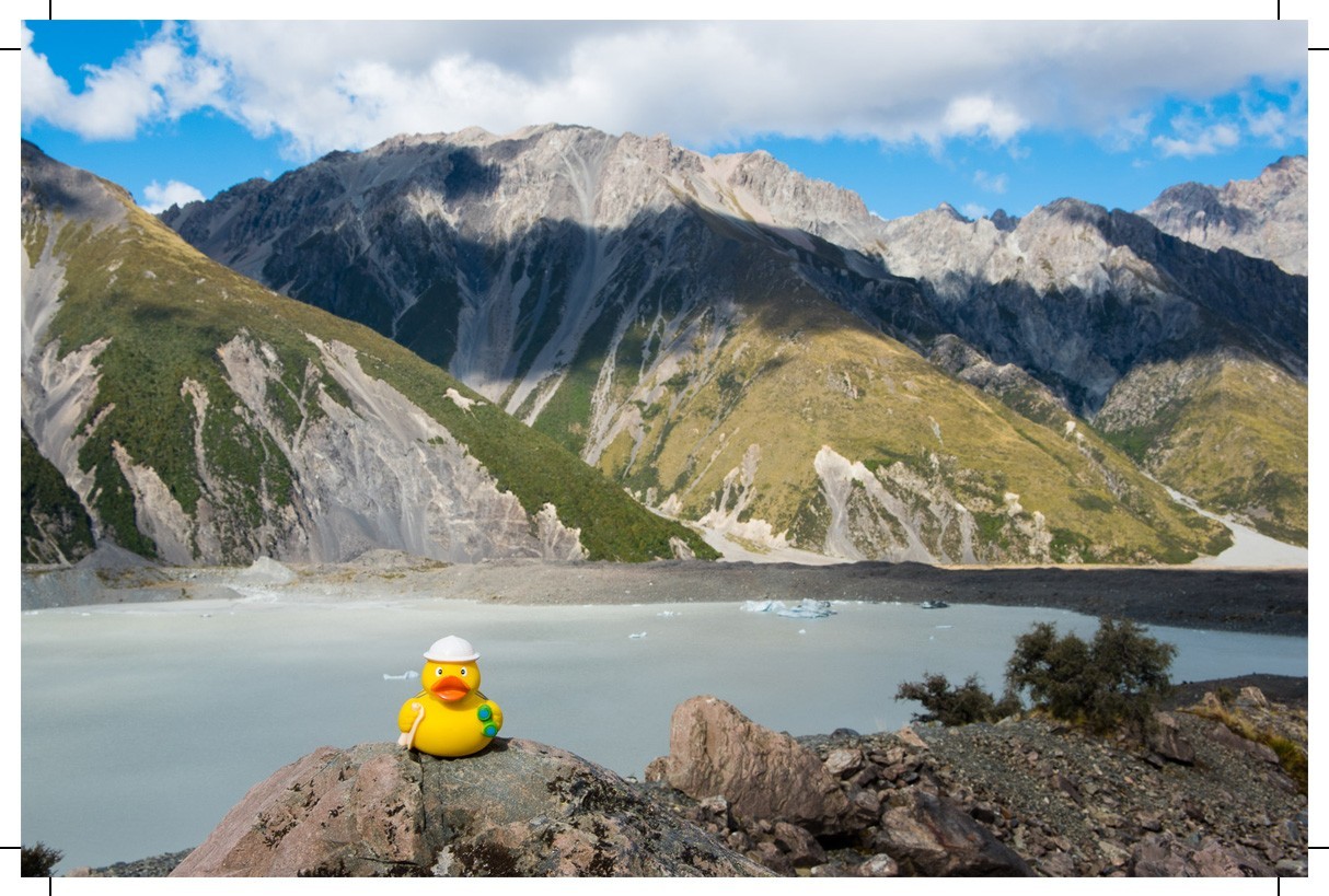 Natuurlijk krijgt het afloopgebied niet écht een kleurtje. Hier zie je hoe het beeld uiteindelijk naar de drukker gaat. 